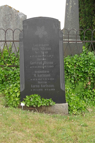 Grave number: ÖK 6    30