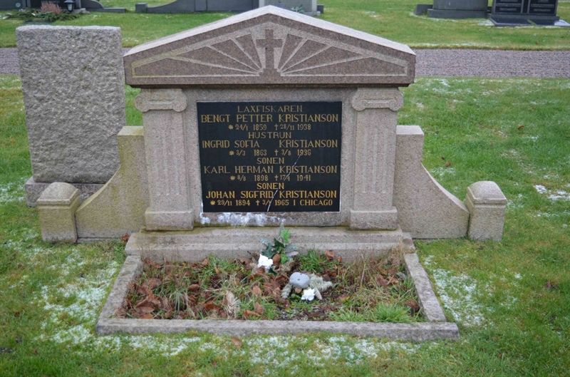 Grave number: TR 3    59