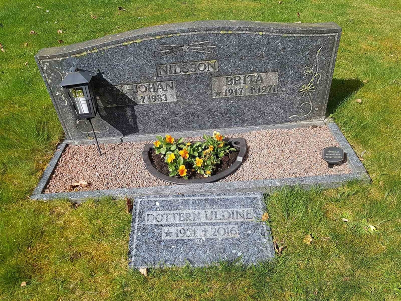 Grave number: 01  3271