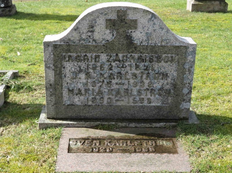 Grave number: 01 F    71, 72