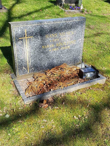 Grave number: 01  3497