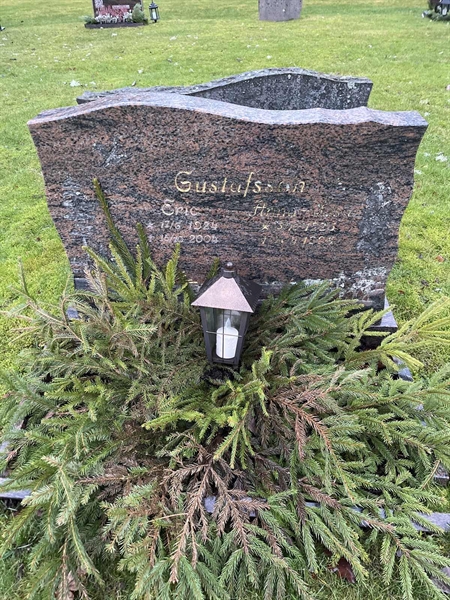 Grave number: Ärt 60 26    35+36