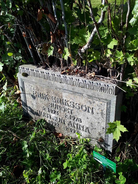 Hautatunnus: NK F B   190B