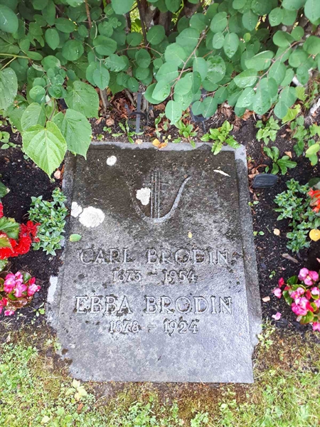 Gravnummer: GK F 5   413