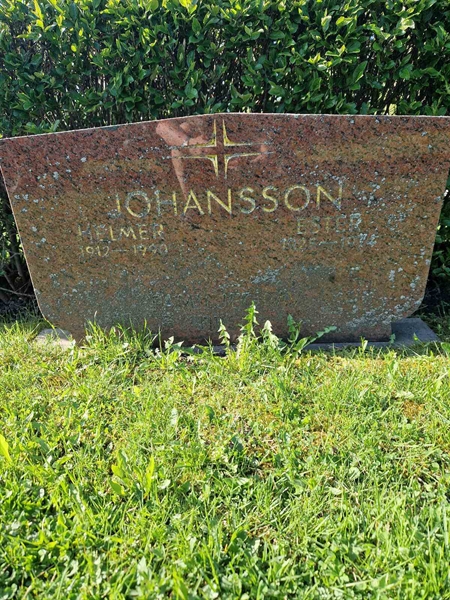 Grave number: 501 24 4813-4815