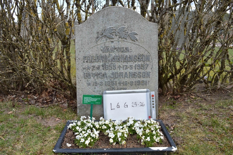 Grave number: LG G    25, 26