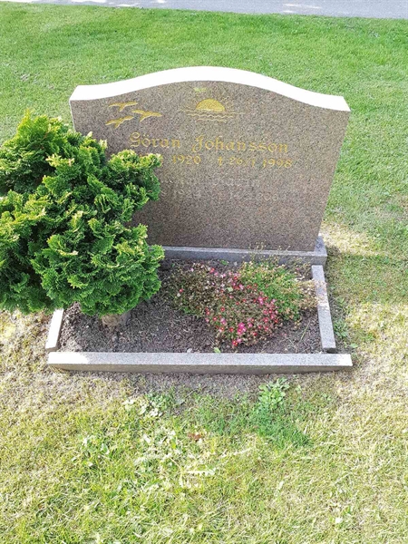 Grave number: 01  4021