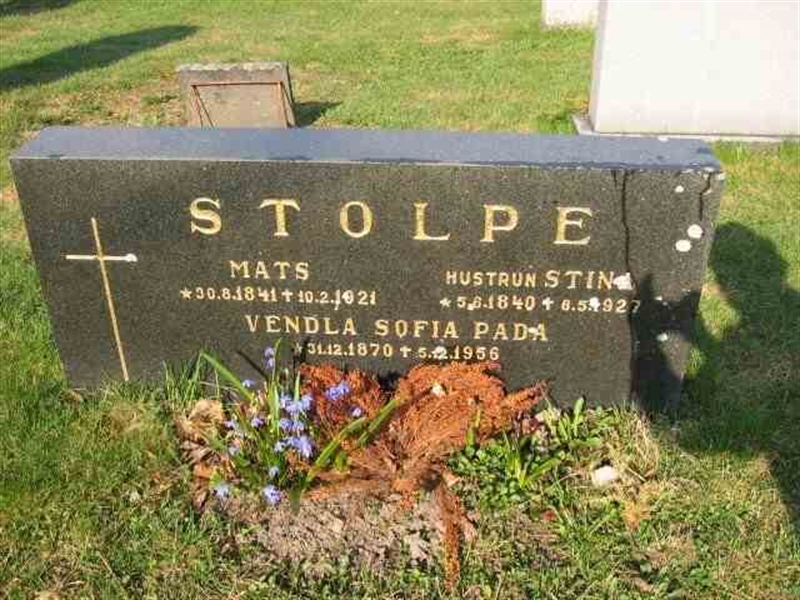 Grave number: 1 GC 09    106
