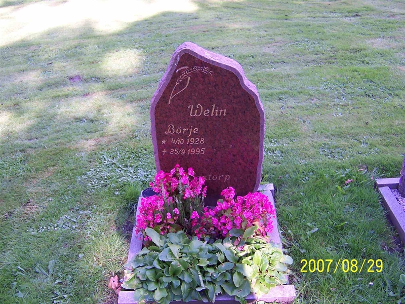 Grave number: 1 3 U2    37
