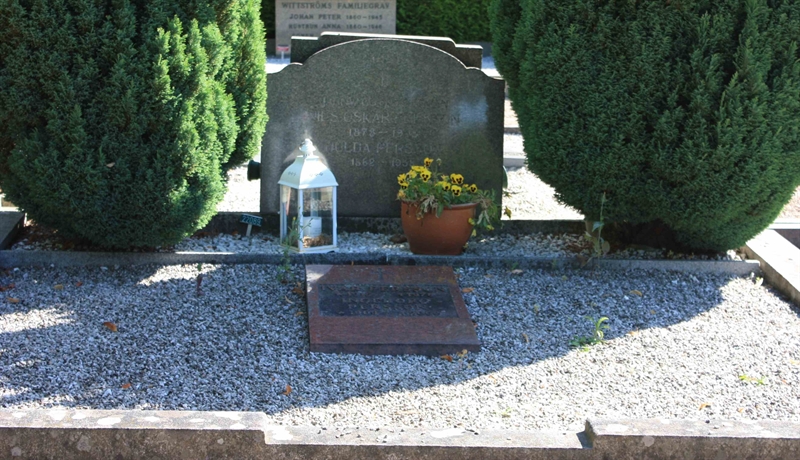 Grave number: Ö 22i   138, 139