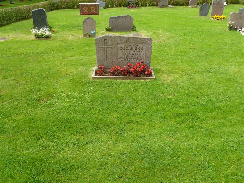 Grave number: ROG G  140, 141