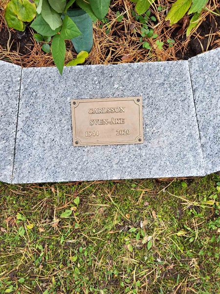 Grave number: H AG   197-198