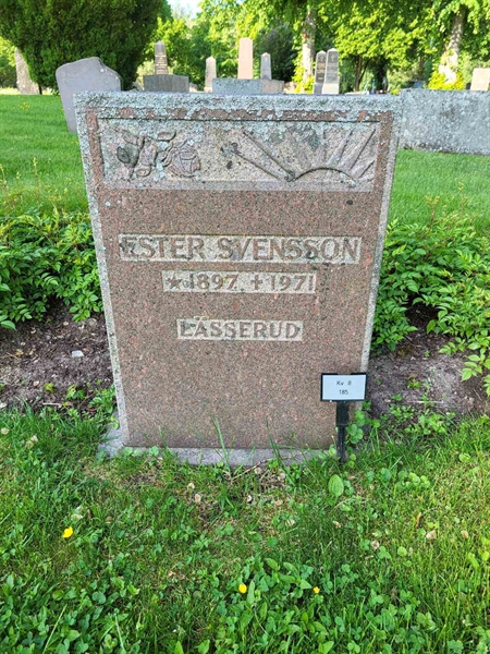 Grave number: kö 01 08   185