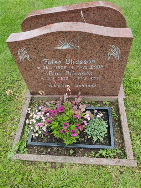 Grave number: VK K   317, 318