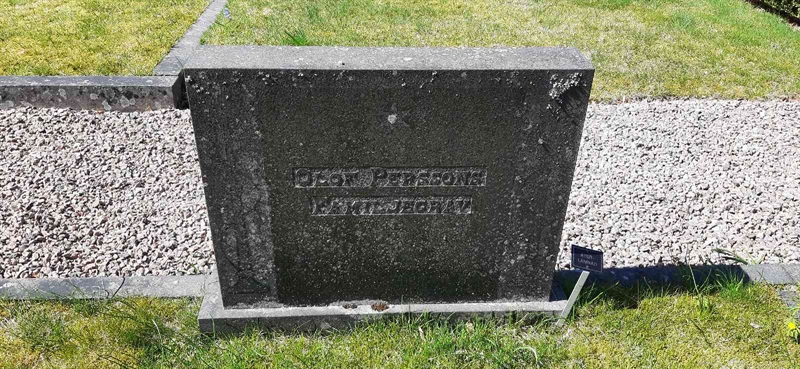 Grave number: GK C    38, 39