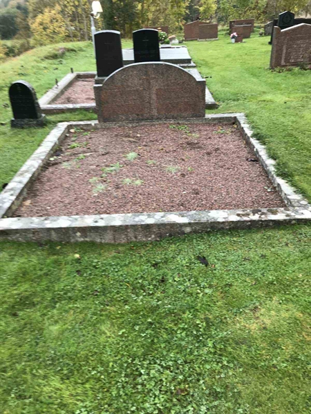 Grave number: B 01    51A, 51B