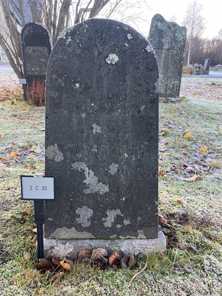 Hautatunnus: 2 C    30