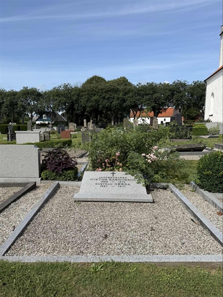 Grave number: ON C   481, 482