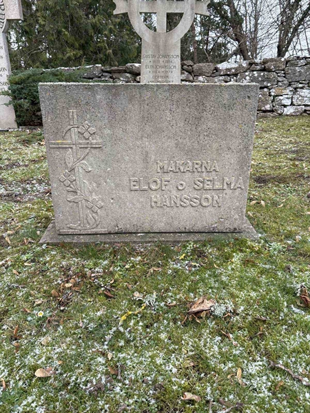 Gravnummer: LE    66, 67