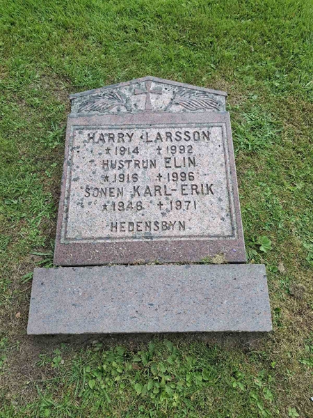 Grave number: 001 2   983