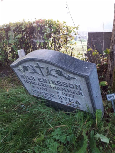 Hautatunnus: NK F B   901-902