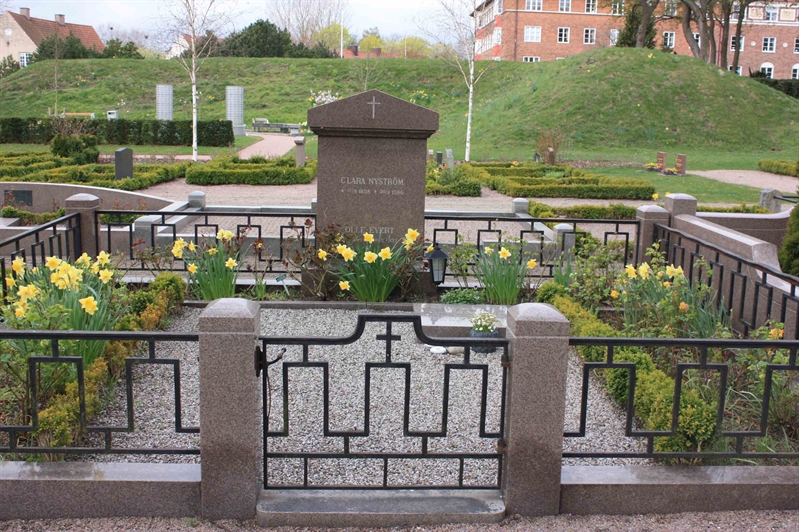 Grave number: Ö VIN    48, 49, 50