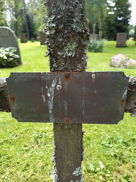 Grave number: S 25C E     8