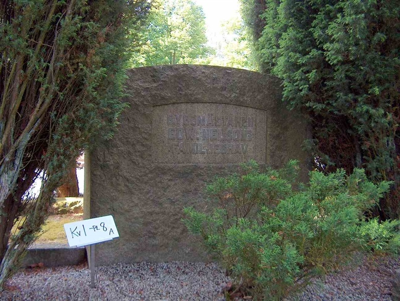 Grave number: HÖB 1     8A
