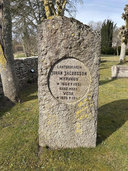 Grave number: LI 44