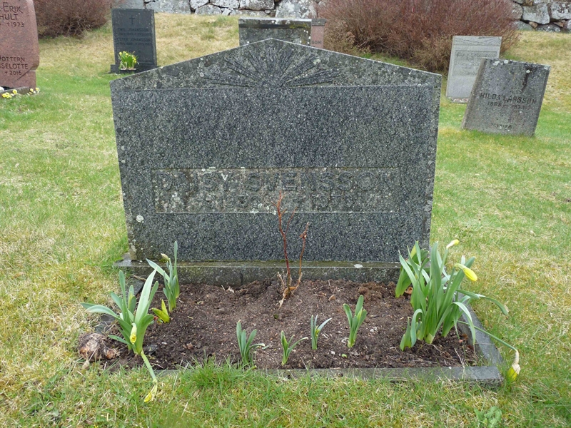 Grave number: LE 6   56