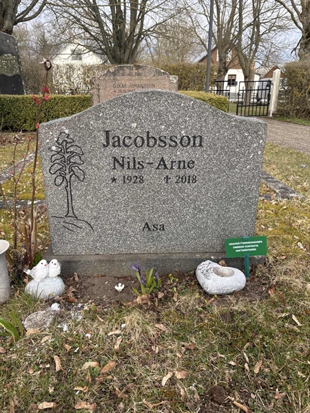 Grave number: LO 24, 25