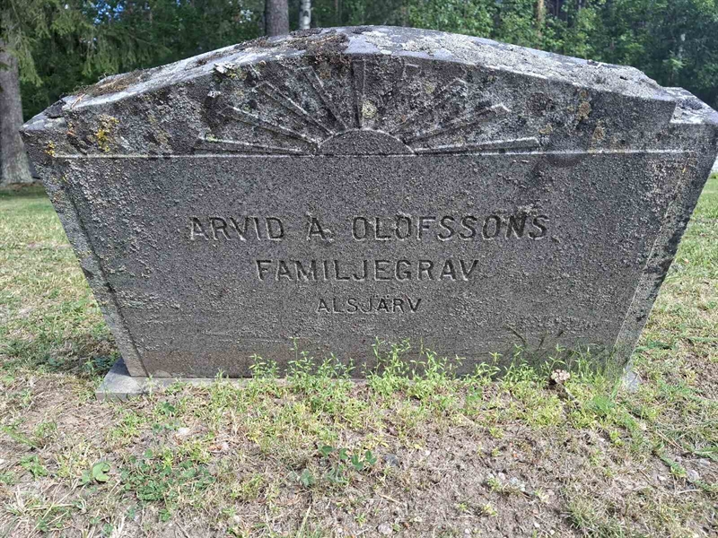 Grave number: 001 2   887