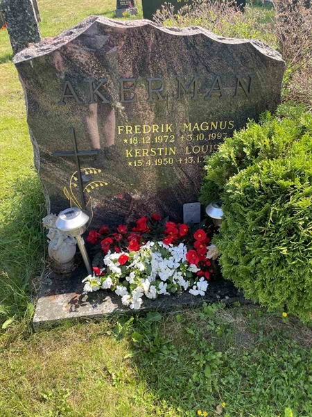 Grave number: N 5 1    80