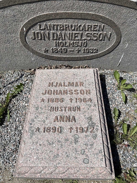 Grave number: 4 G GH   174-175