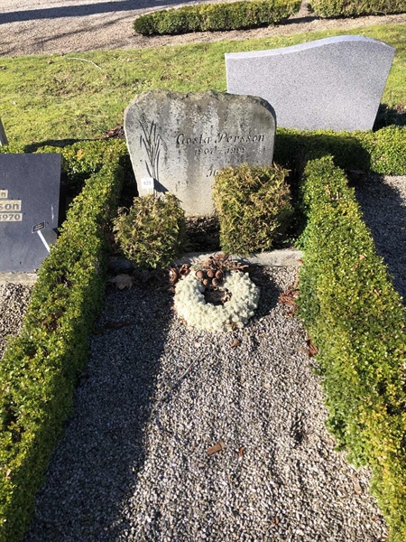 Grave number: FR 1   103