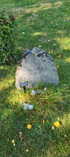 Grave number: M C   13