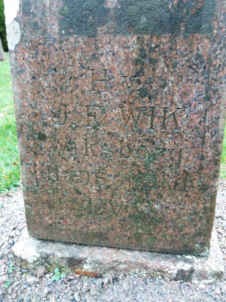 Grave number: 1 D    70a-b