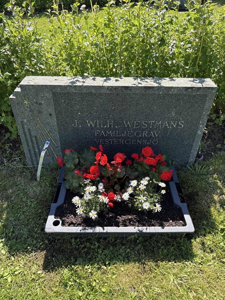 Grave number: 4 M MA    40-41