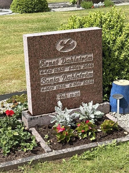 Grave number: SKF G   203, 204
