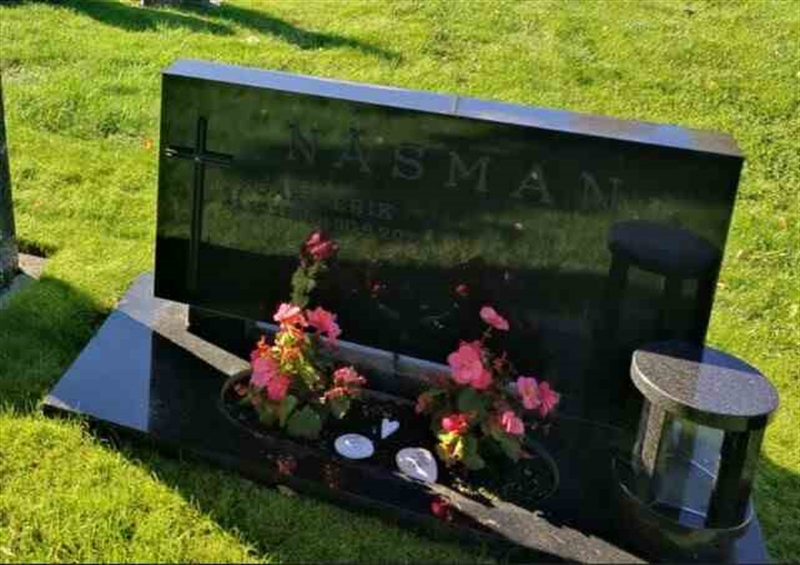 Grave number: 1 GB1 07     72