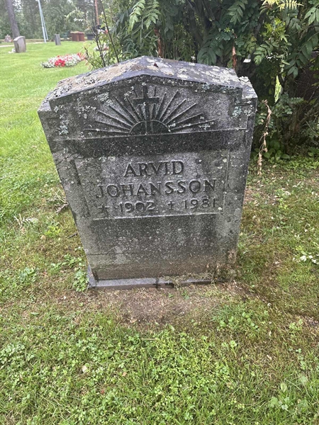 Grave number: 002 2   500