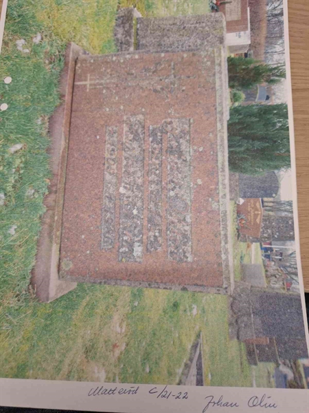 Gravnummer: 40 C    21-22