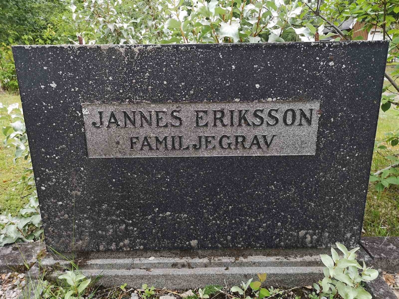 Hautatunnus: SK T     1