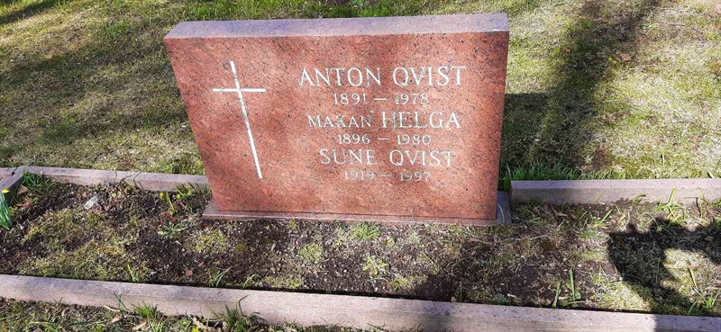Grave number: GK O   114, 115