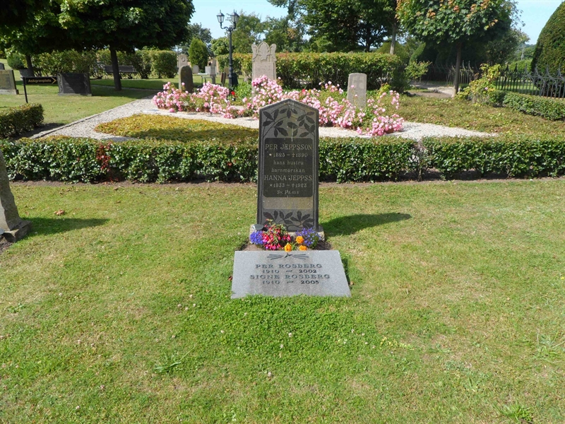 Grave number: ÖV B   156