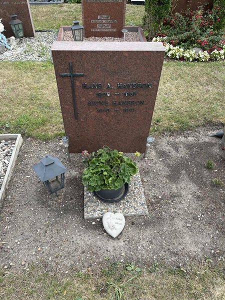 Grave number: NK XX:u   348
