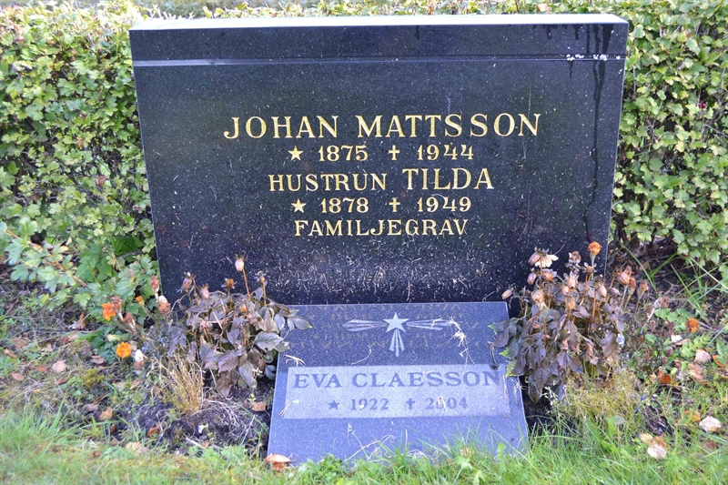 Grave number: 4 H   263