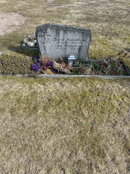 Grave number: 50 F    33-34