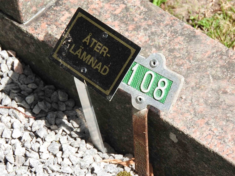 Gravnummer: BRO 1   108