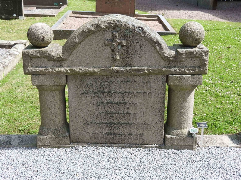 Hautatunnus: BRO 1   121